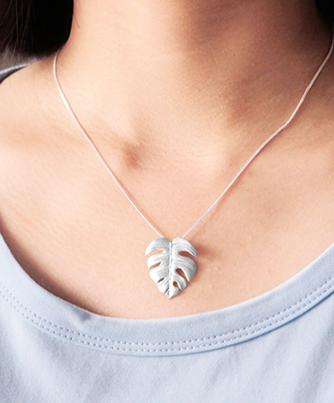 Monstera Leaf Pendant Necklace