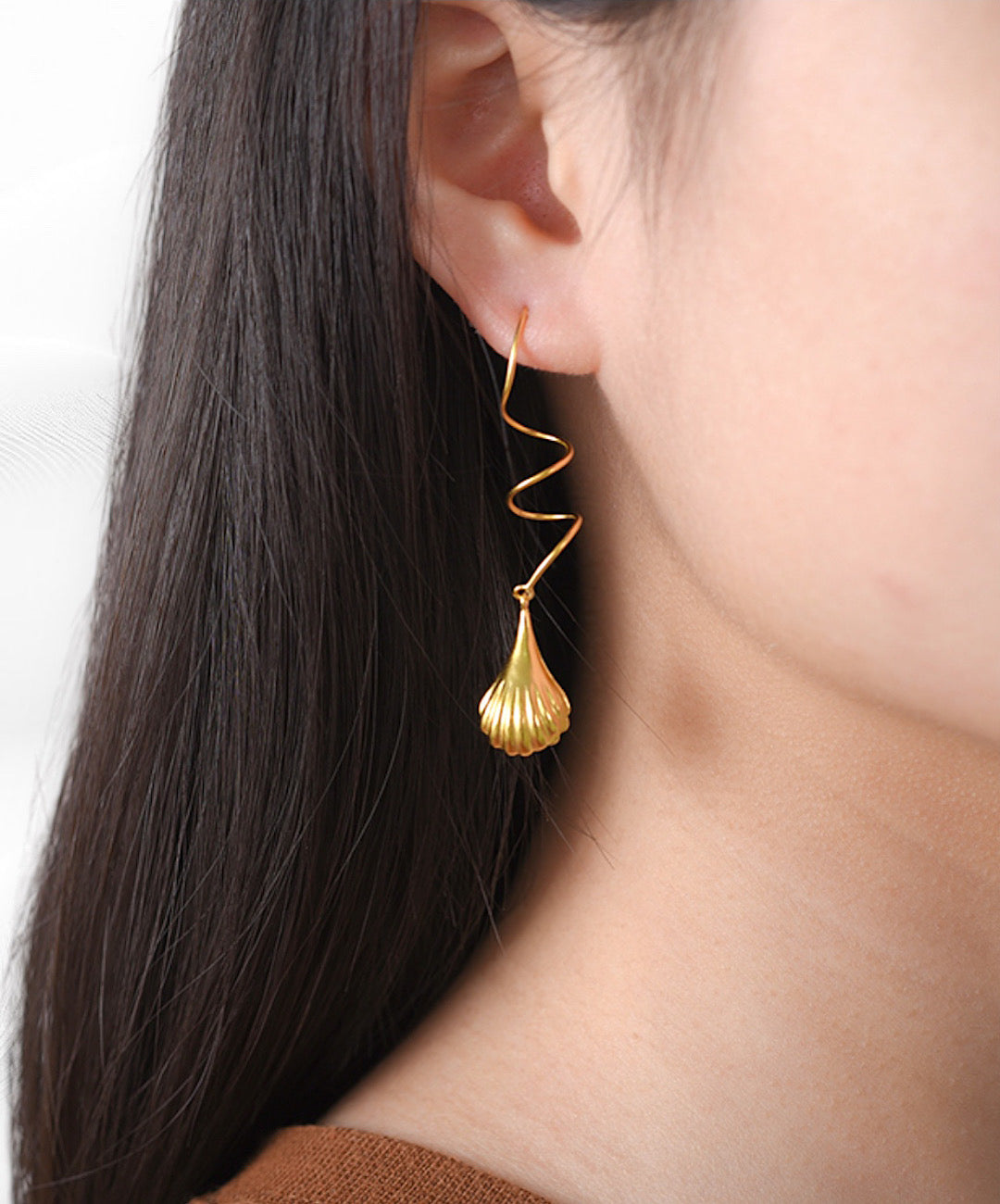 Natural Mother of Pearl in Shell Earrings