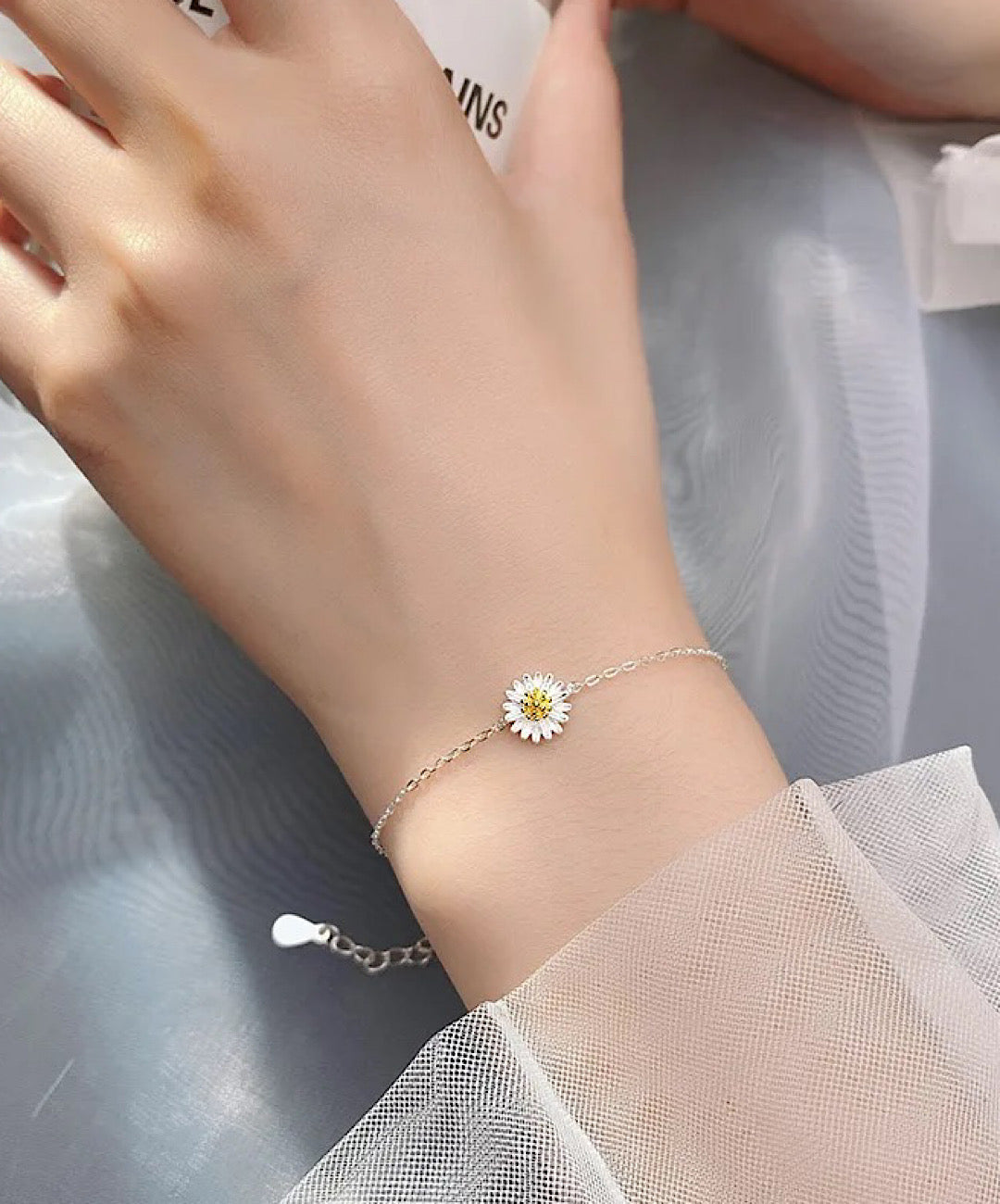 Daisy Flower Bracelet