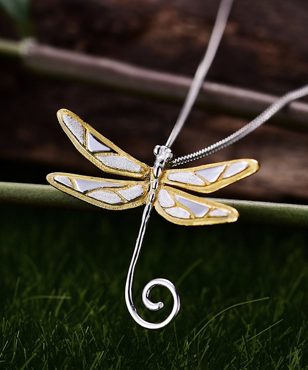 Dragonfly Pendant Necklace