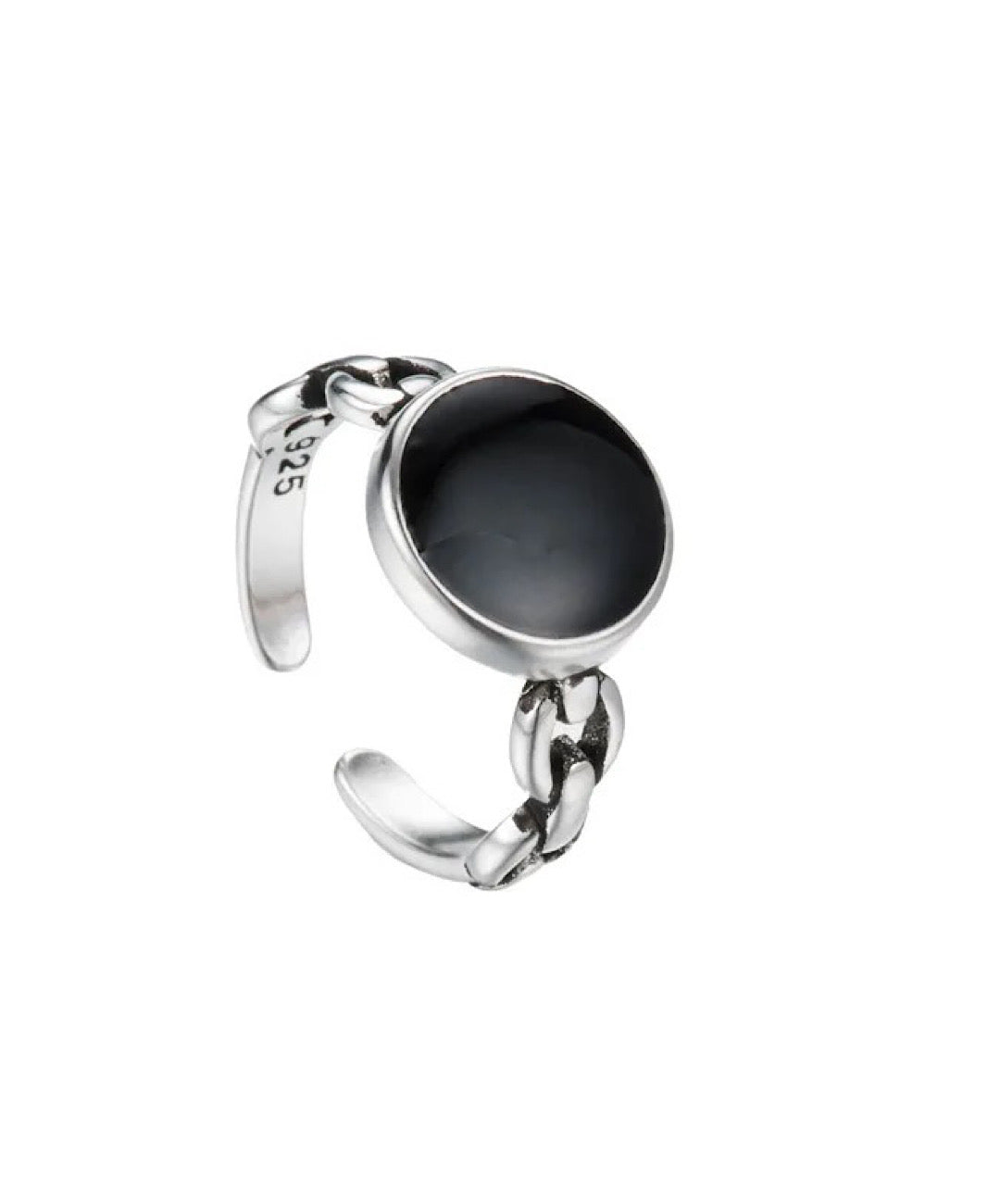 Black Retro Ring