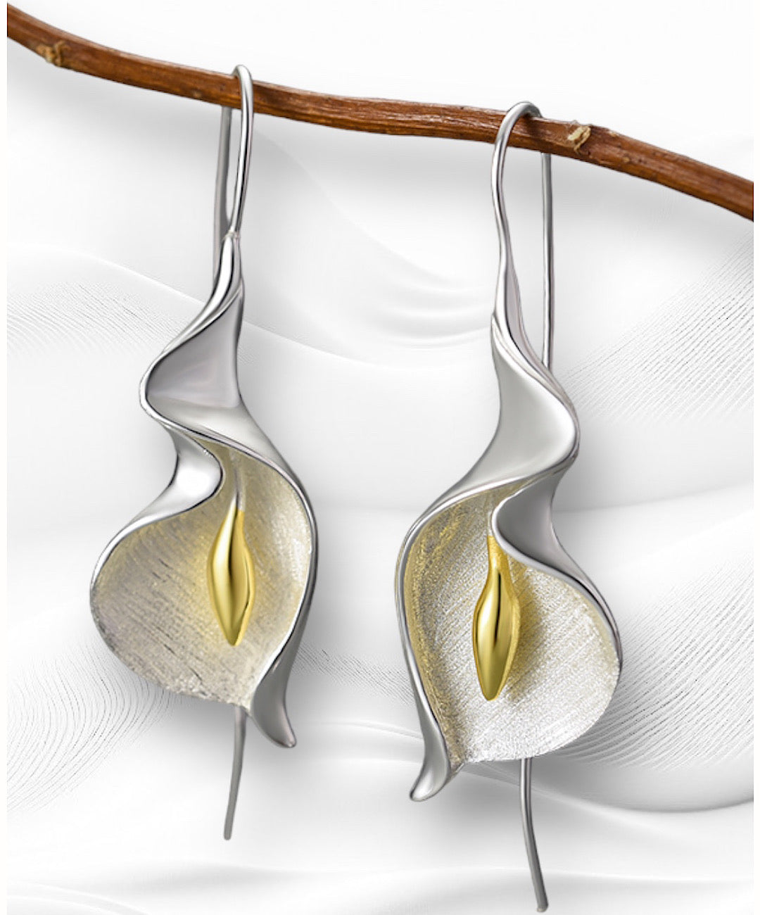 Calla Lily Flower Dangle Earrings