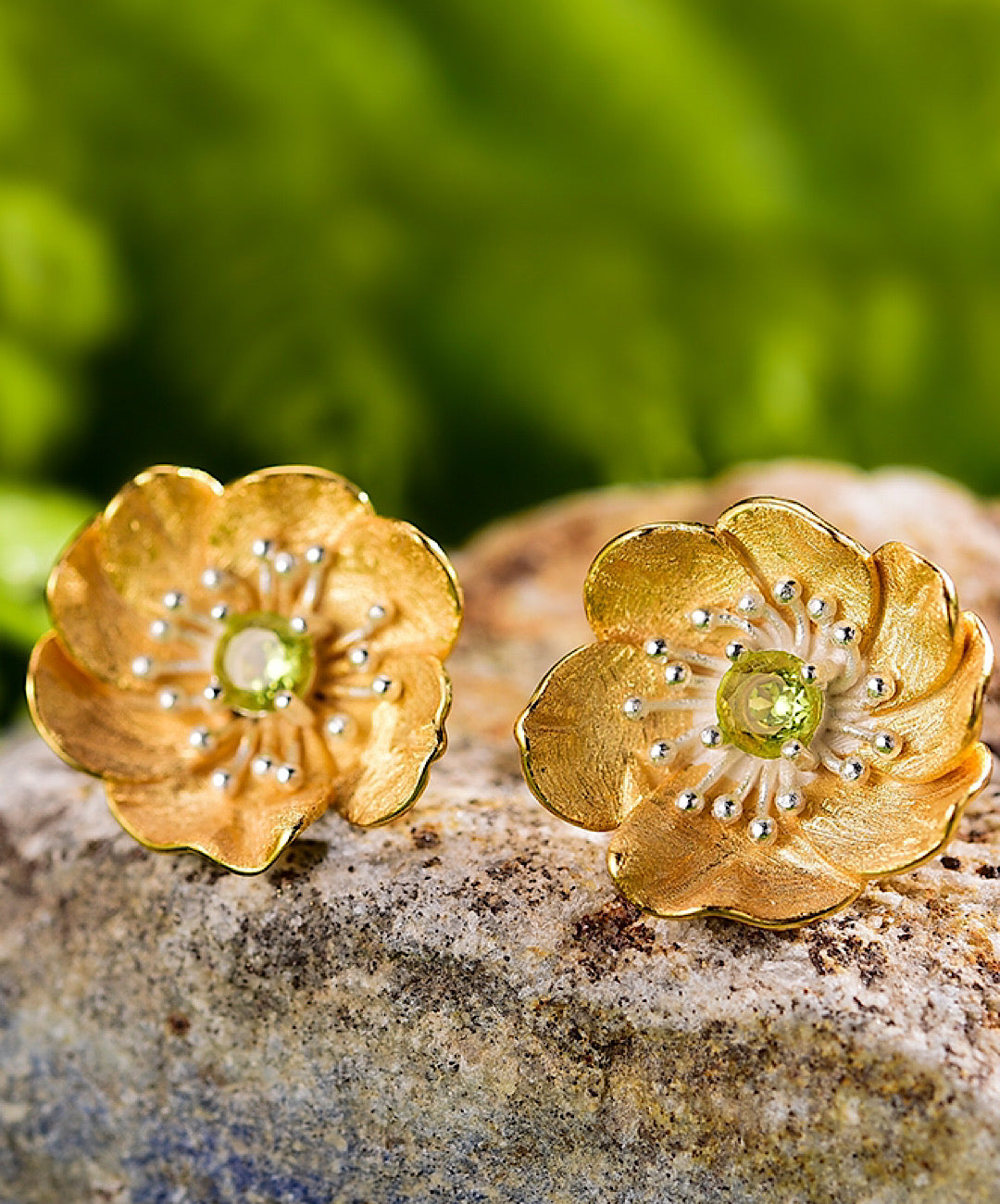 Anemone Flower Studs