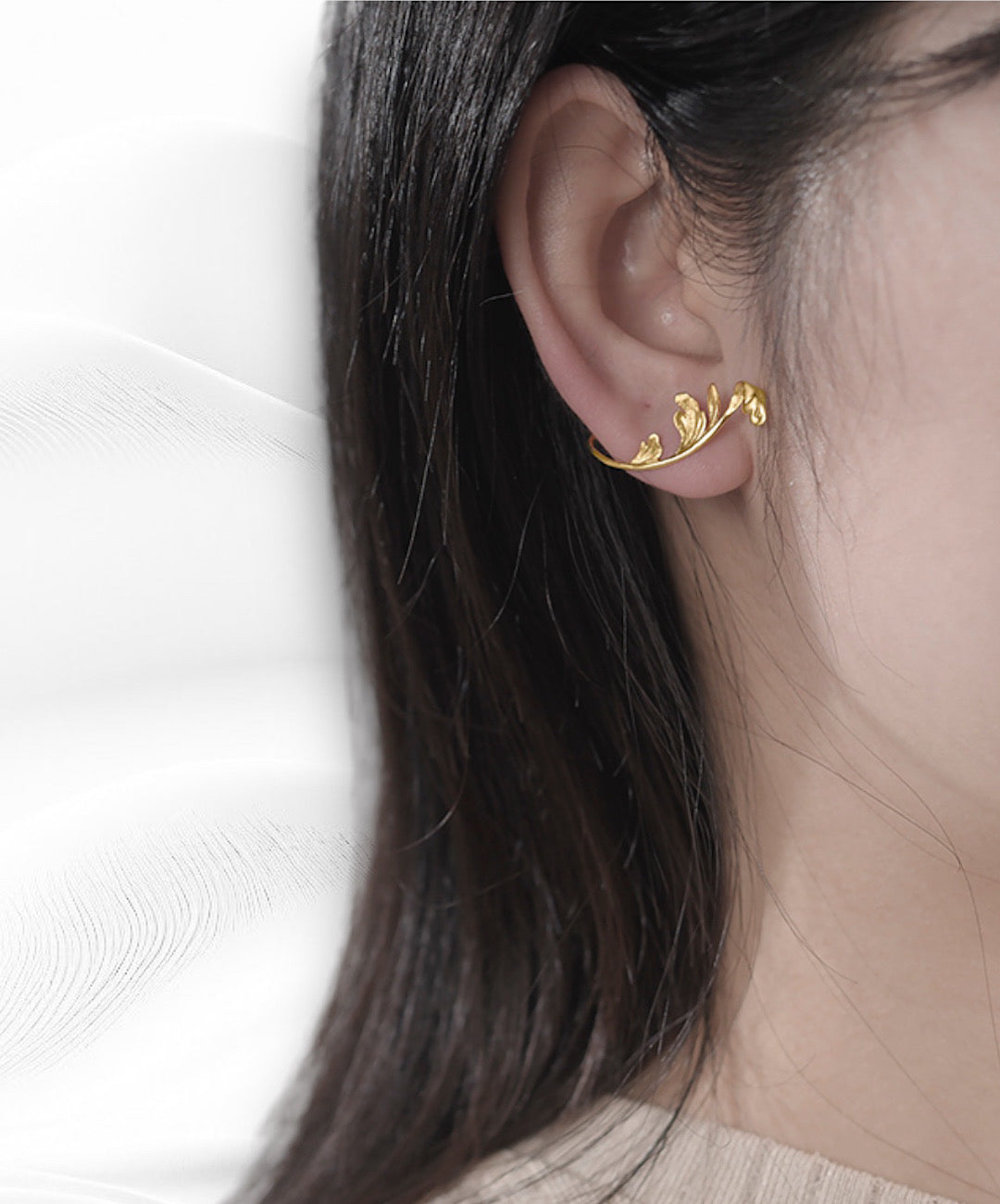 Curvy Leaf Studs