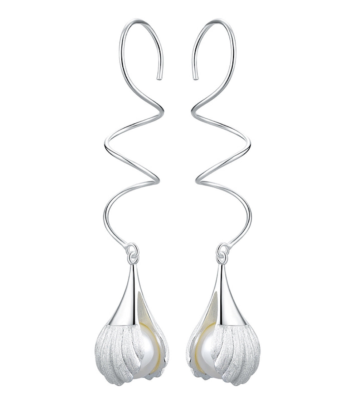 Natural Mother of Pearl in Shell Earrings