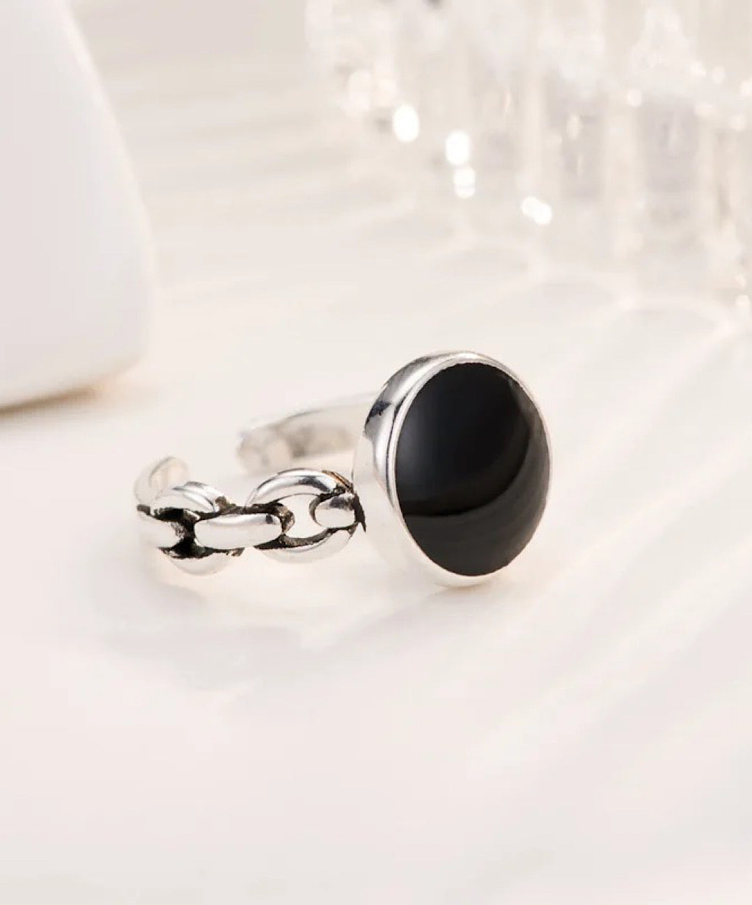 Black Retro Ring