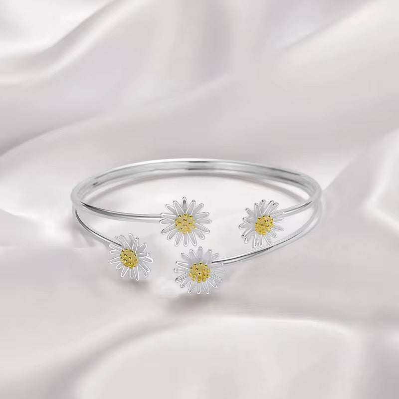 Daisy Bangle