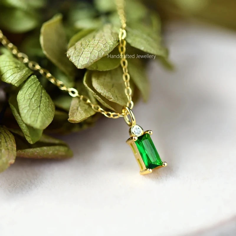 Emerald Single Cut Necklace